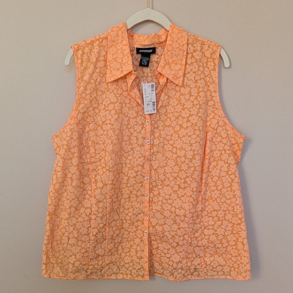 NWT Avenue 14/16 light orange sleeveless blouse flower buttons summer EUC